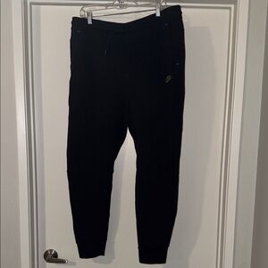 Nike Men's Black Joggers